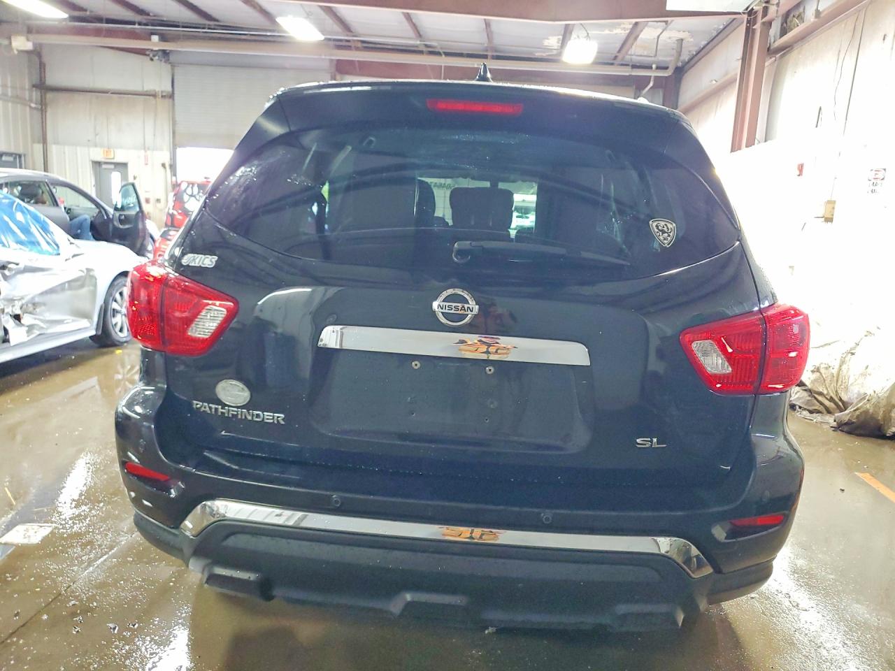 Nissan Pathfinder Sl