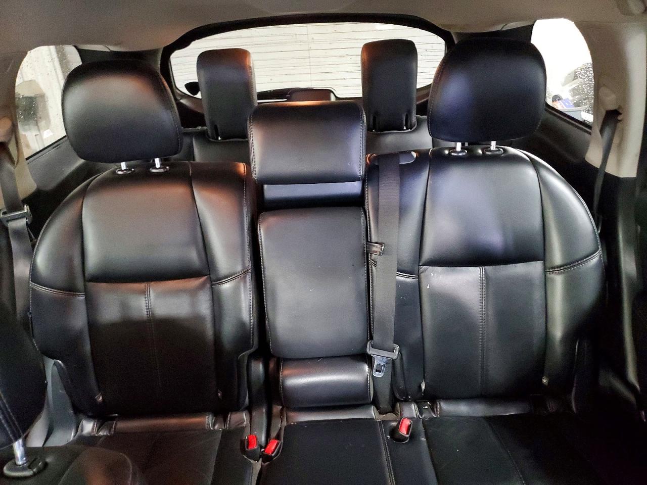Nissan Pathfinder Sl