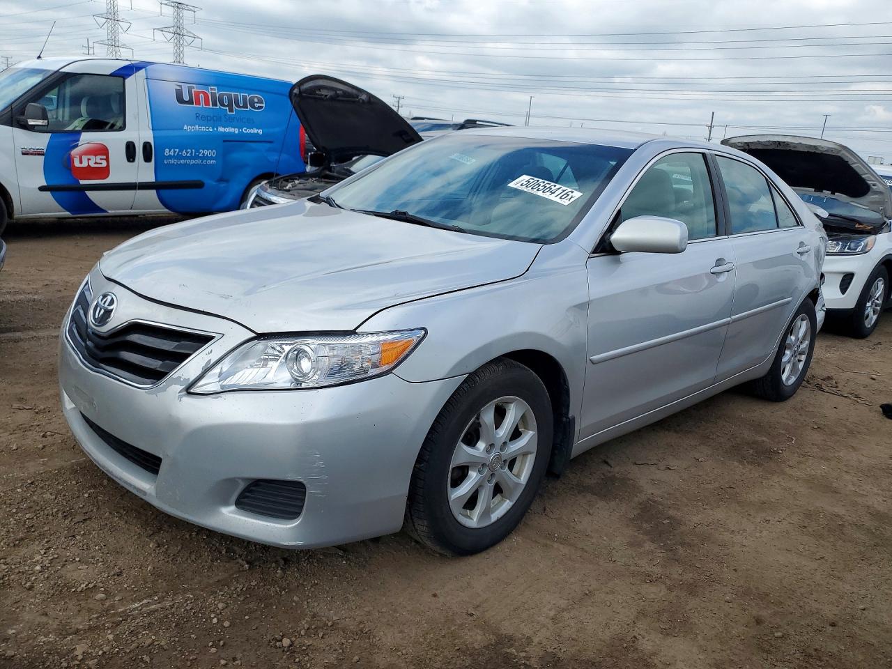 Salvage Toyota Camry Image