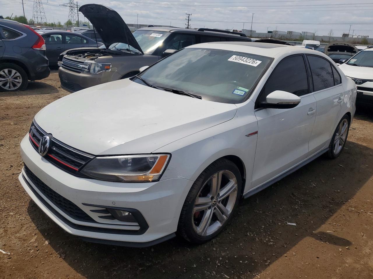 Salvage Volkswagen Jetta Image