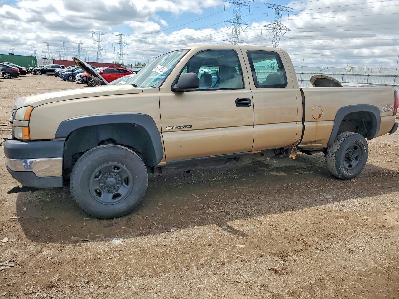 Salvage Chevrolet Silverado Image