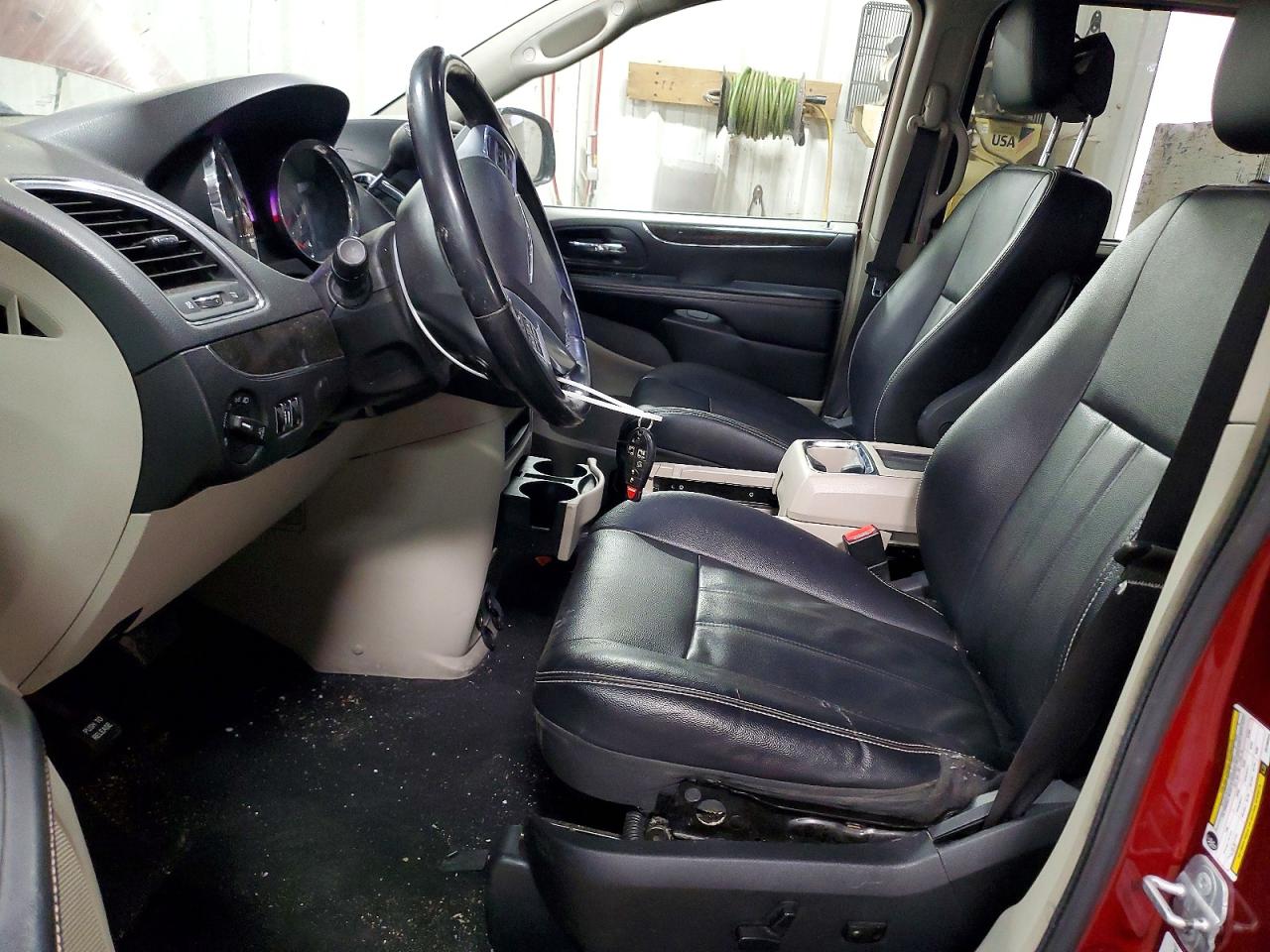 Chrysler Minivan Touring