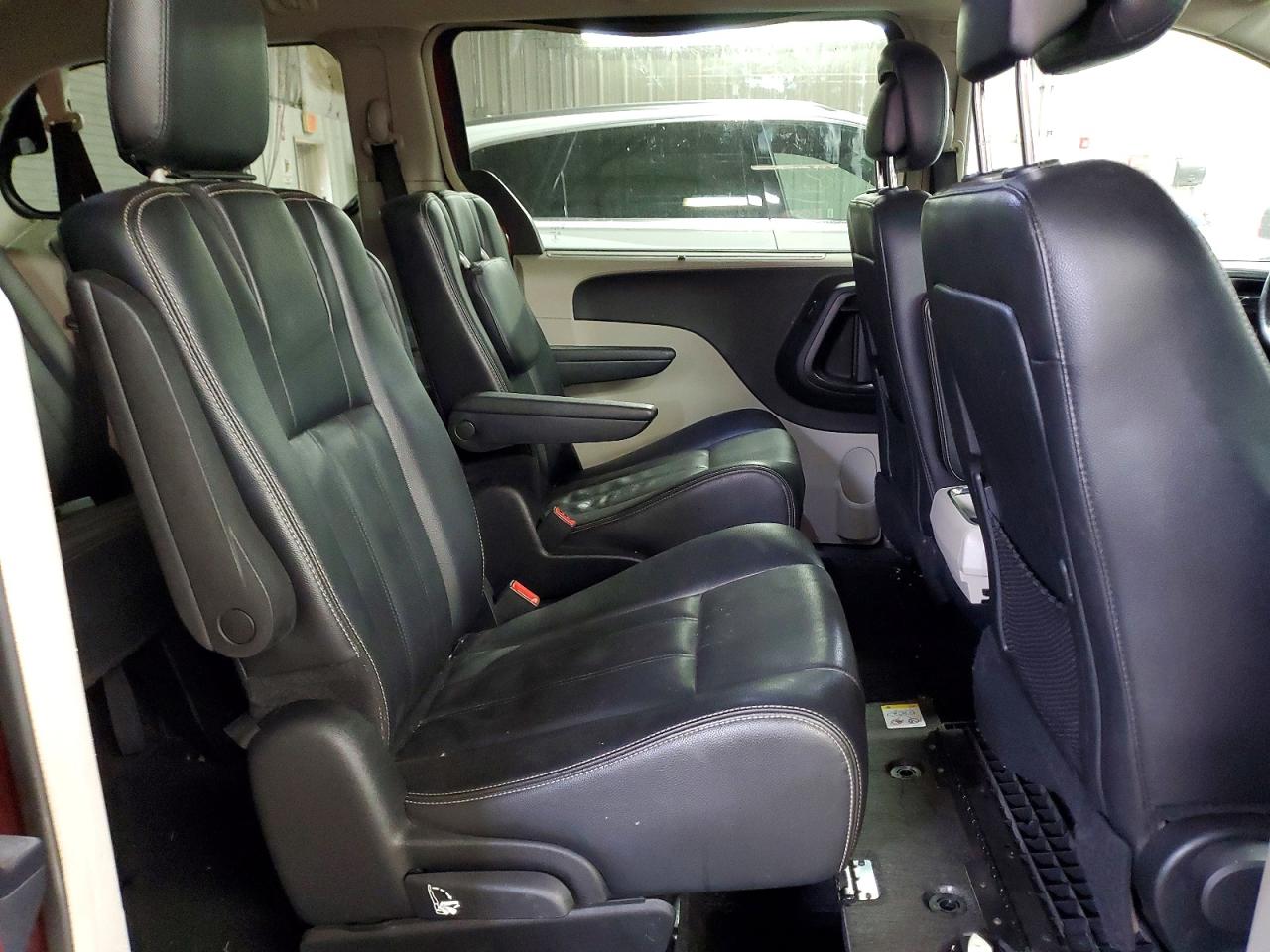 Chrysler Minivan Touring