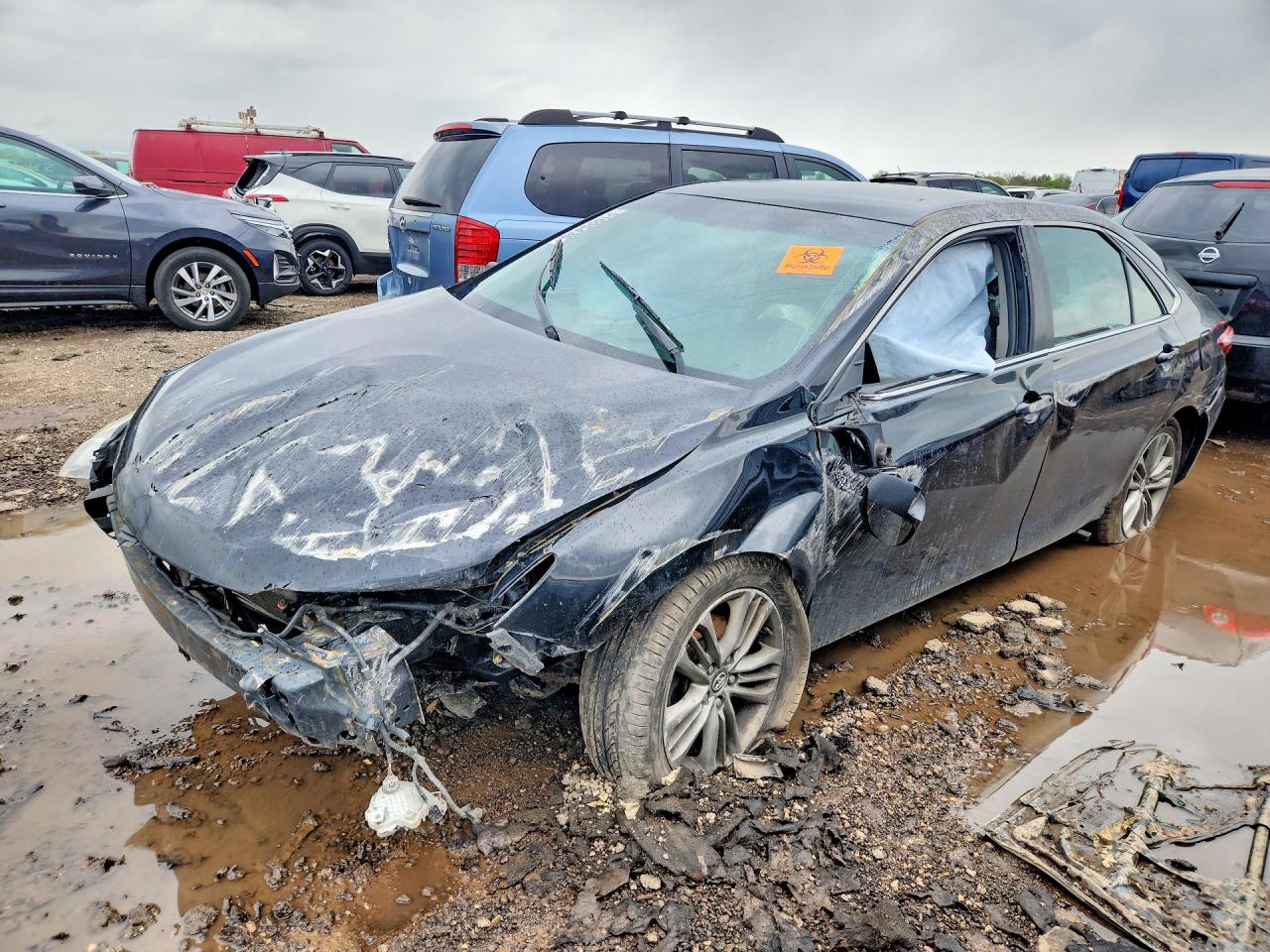 Salvage Toyota Camry Image