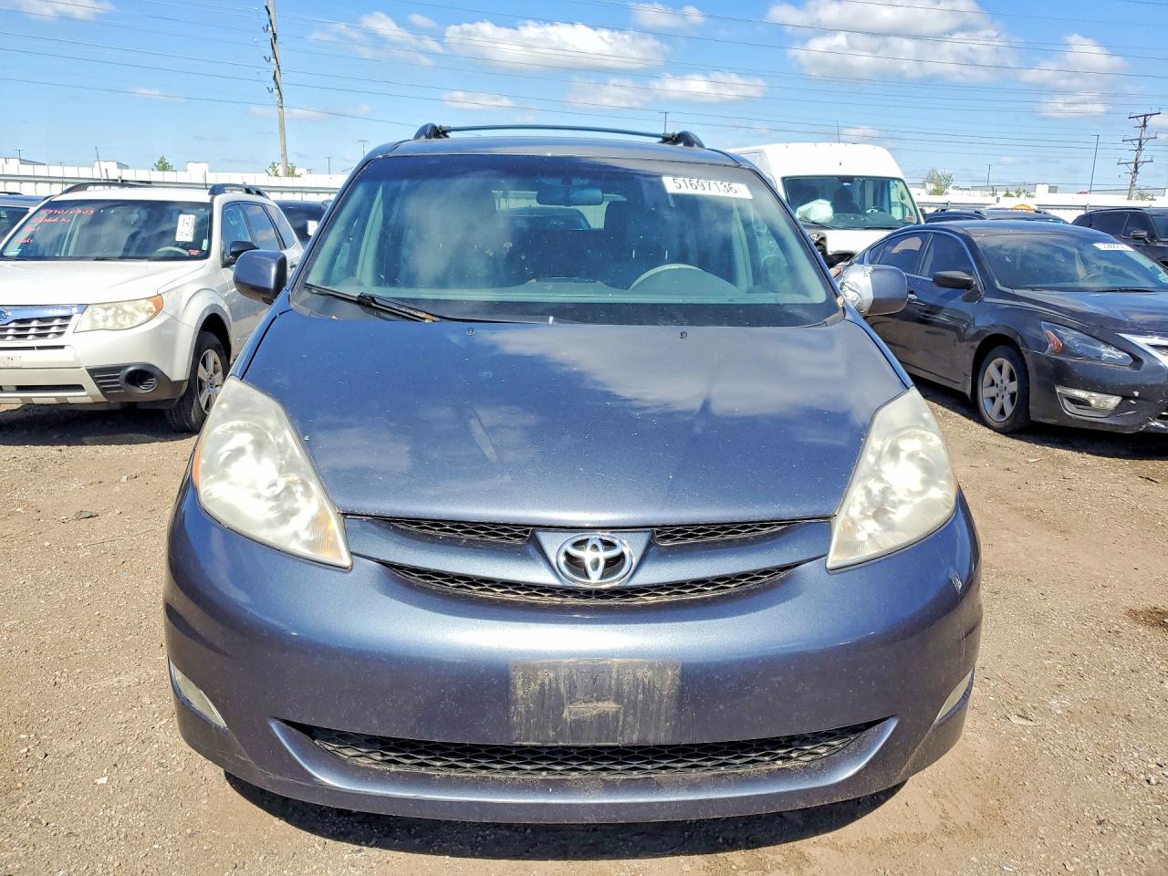 Toyota Sienna Xle