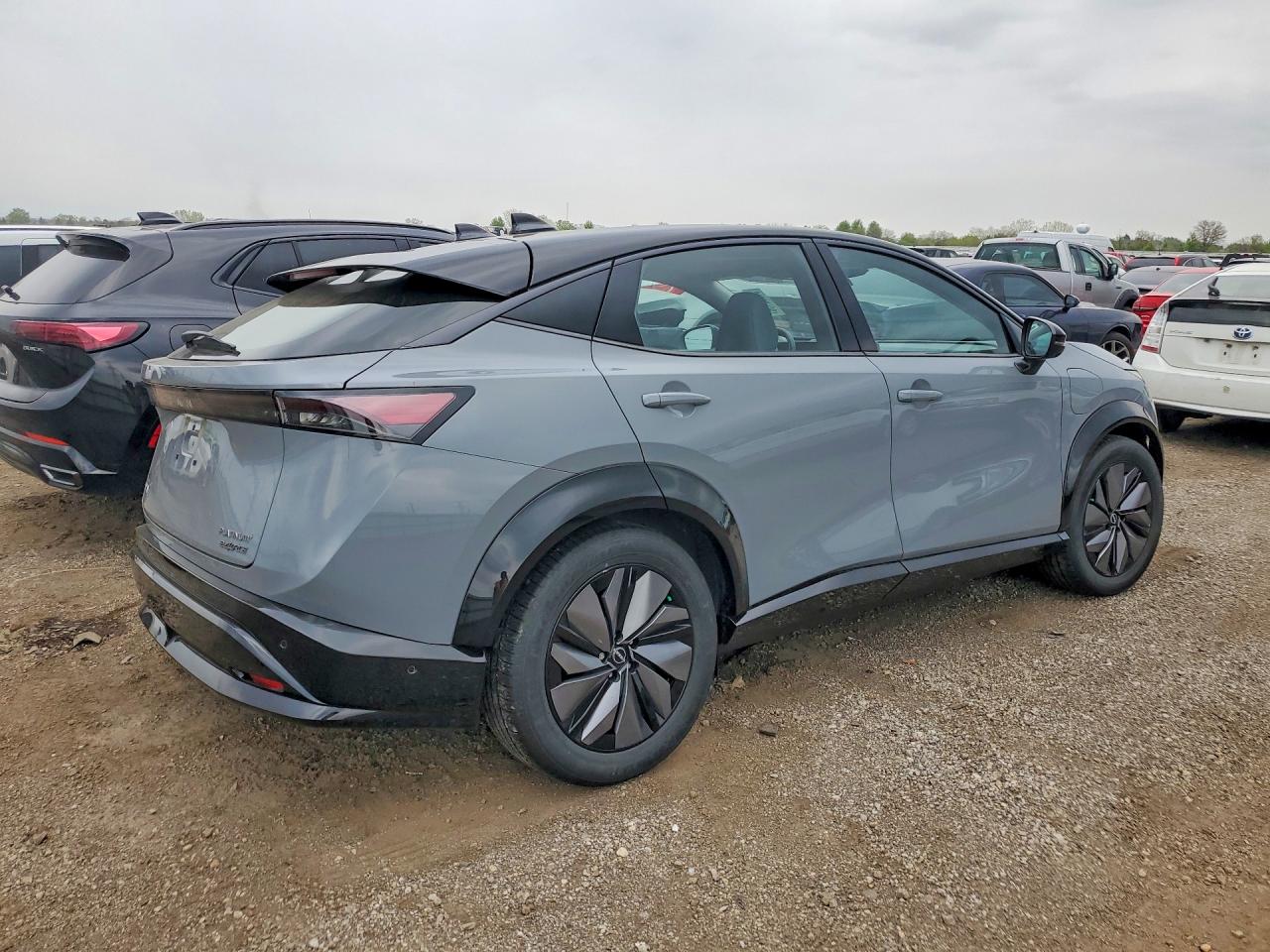 Nissan Ariya Platinum +