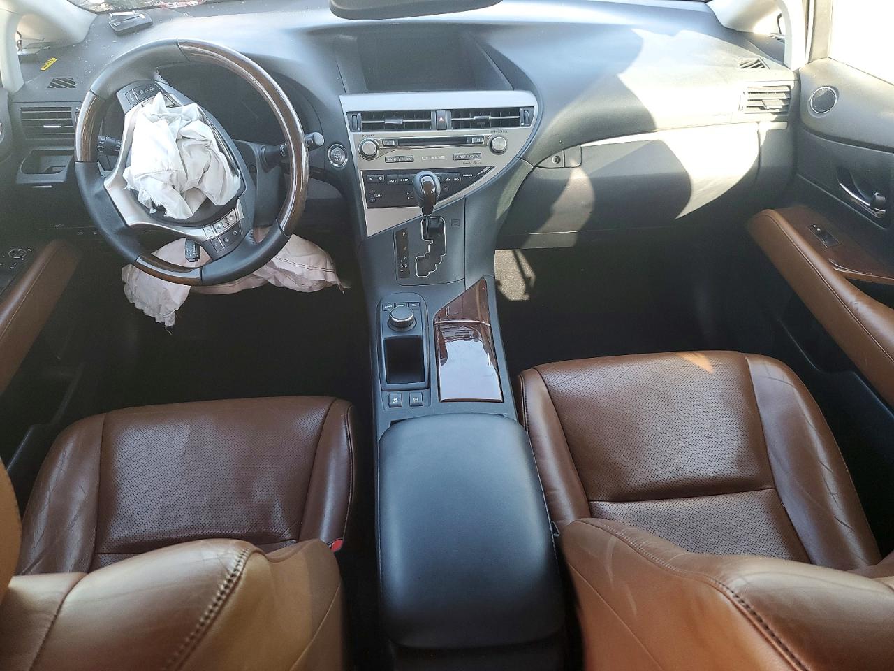 Lexus RX Base