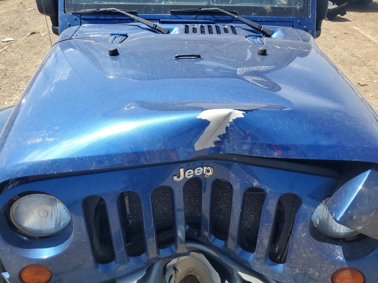 Jeep Wrangler Sahara