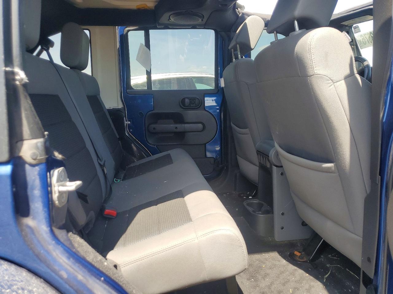 Jeep Wrangler Sahara