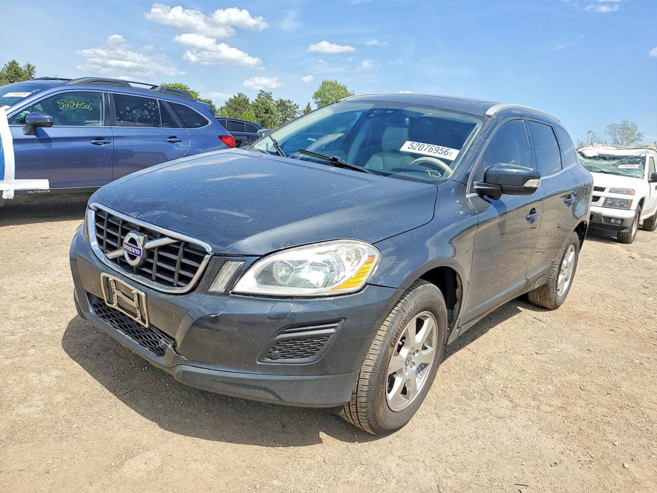 Salvage Volvo XC60 Image