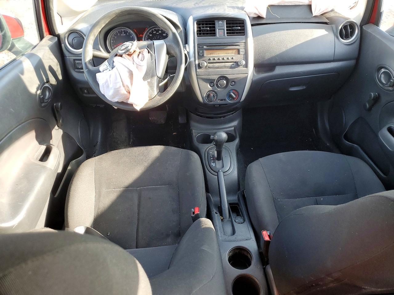 Nissan Versa S