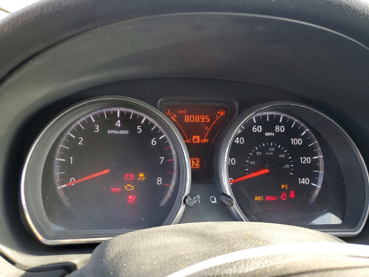Nissan Versa S