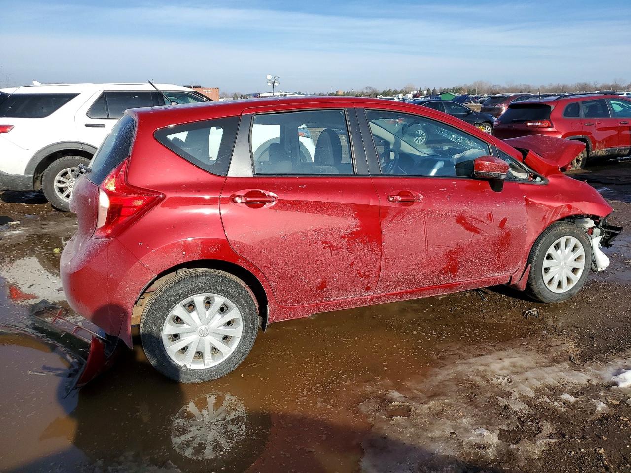 Nissan Versa S