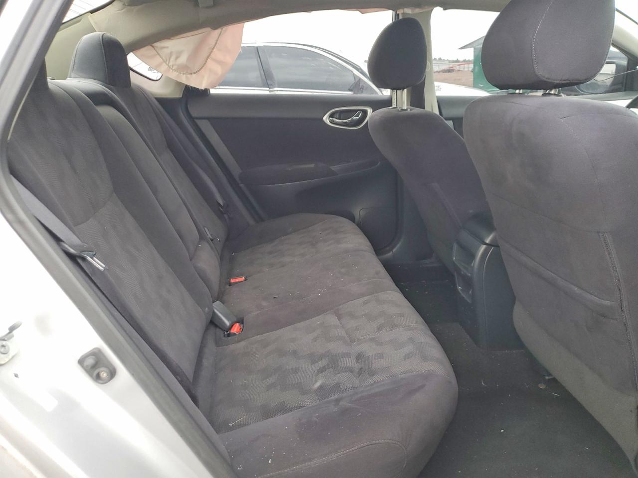 Nissan Sentra S