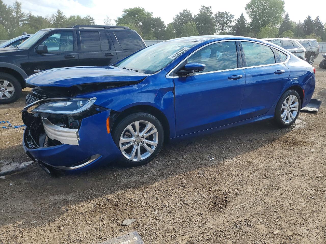 Salvage Chrysler 200 Image