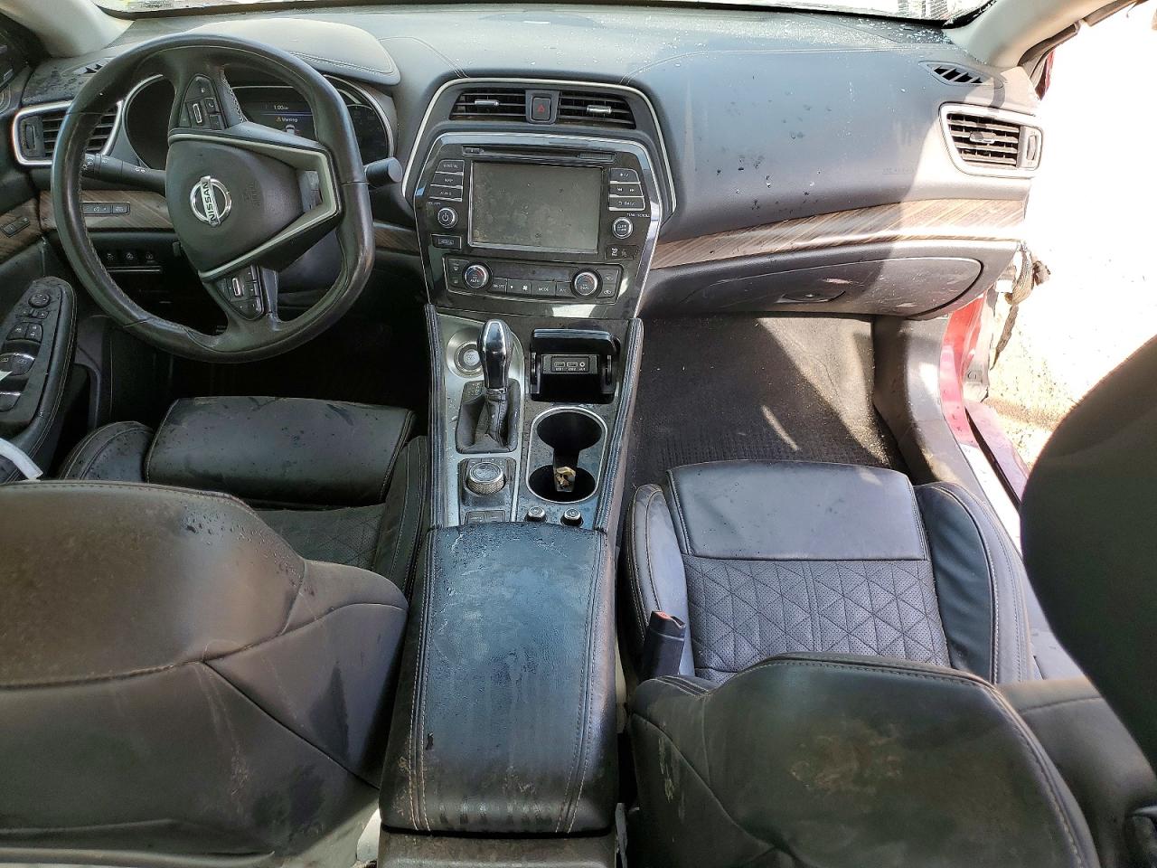 Nissan Maxima Platinum