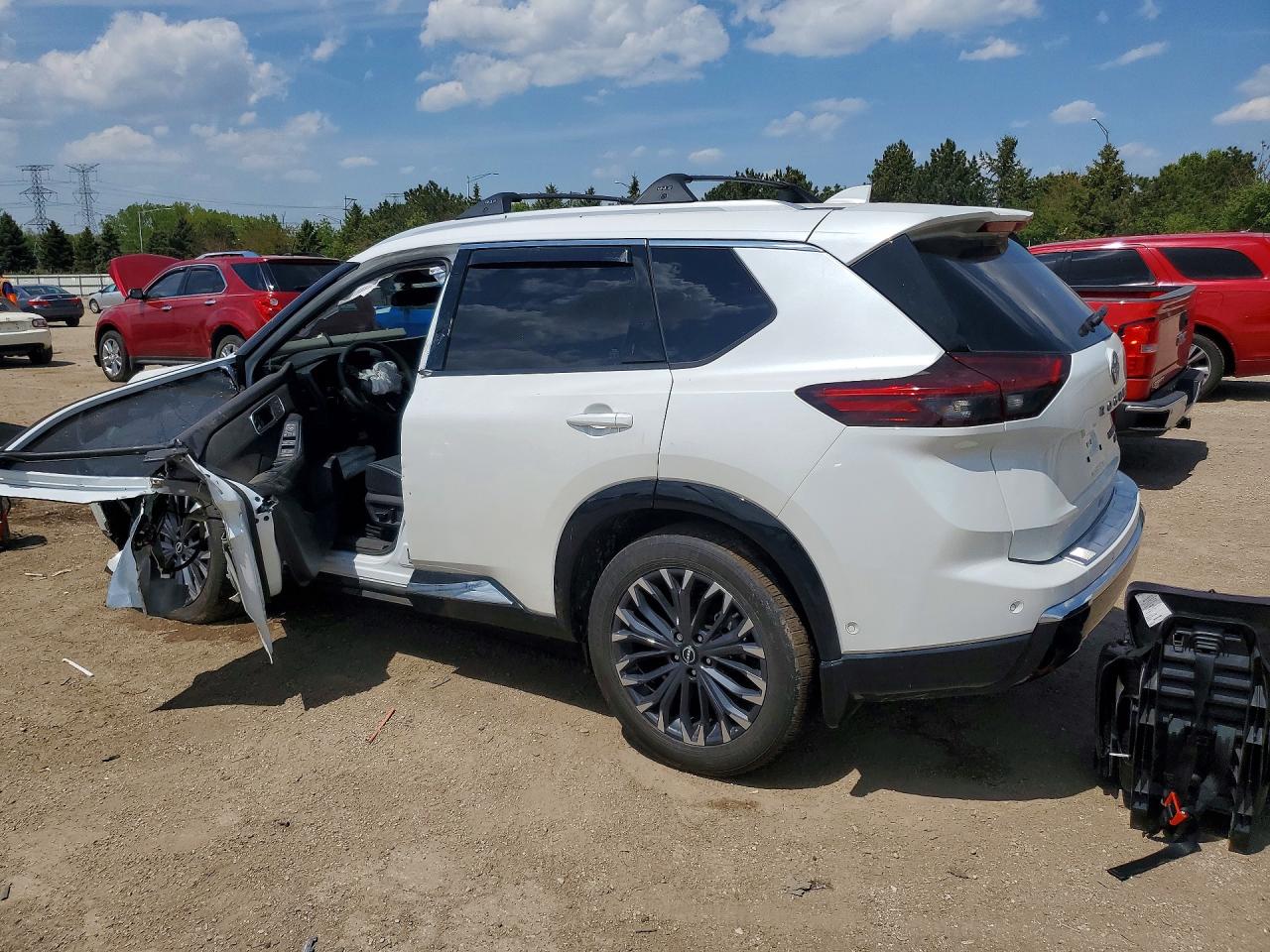 Nissan Rogue Platinum