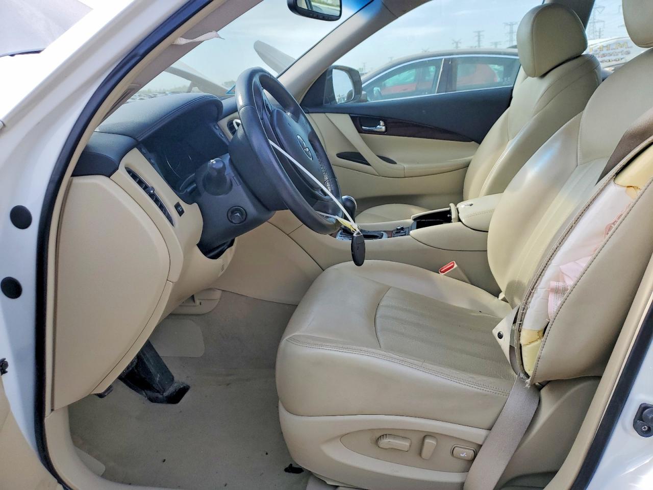 INFINITI Qx Base