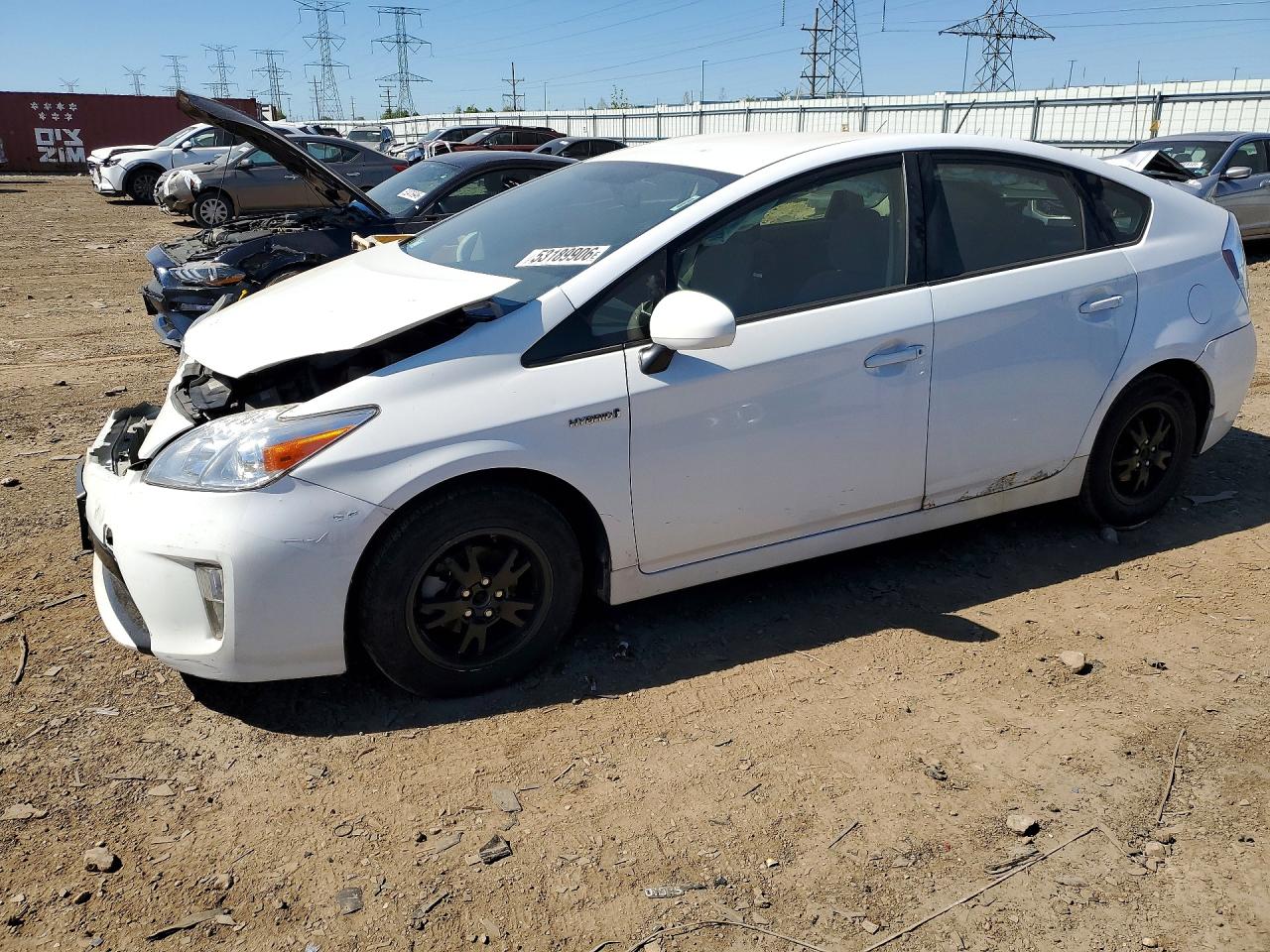 Salvage Toyota Prius Image