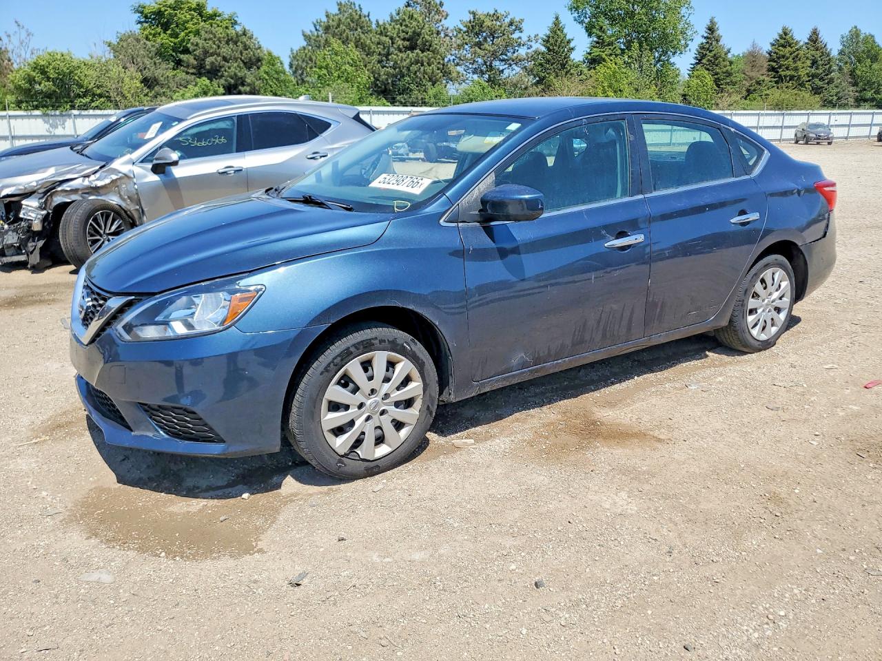 Salvage Nissan Sentra Image