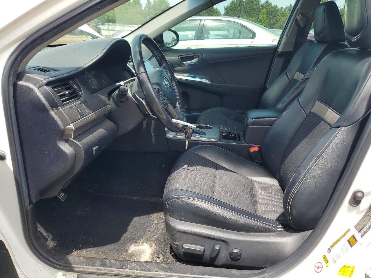 Toyota Camry Se