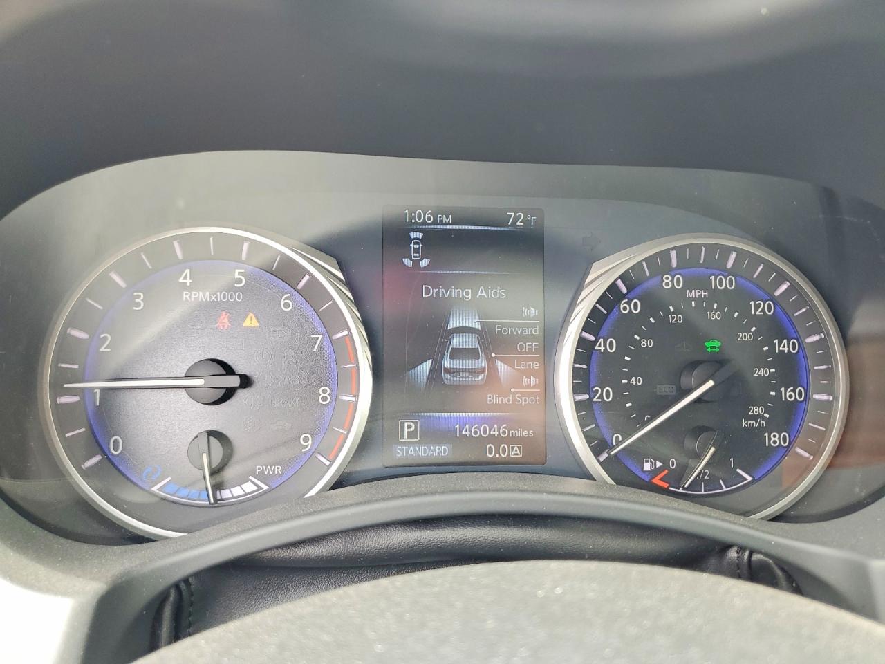 INFINITI Q50 Premium