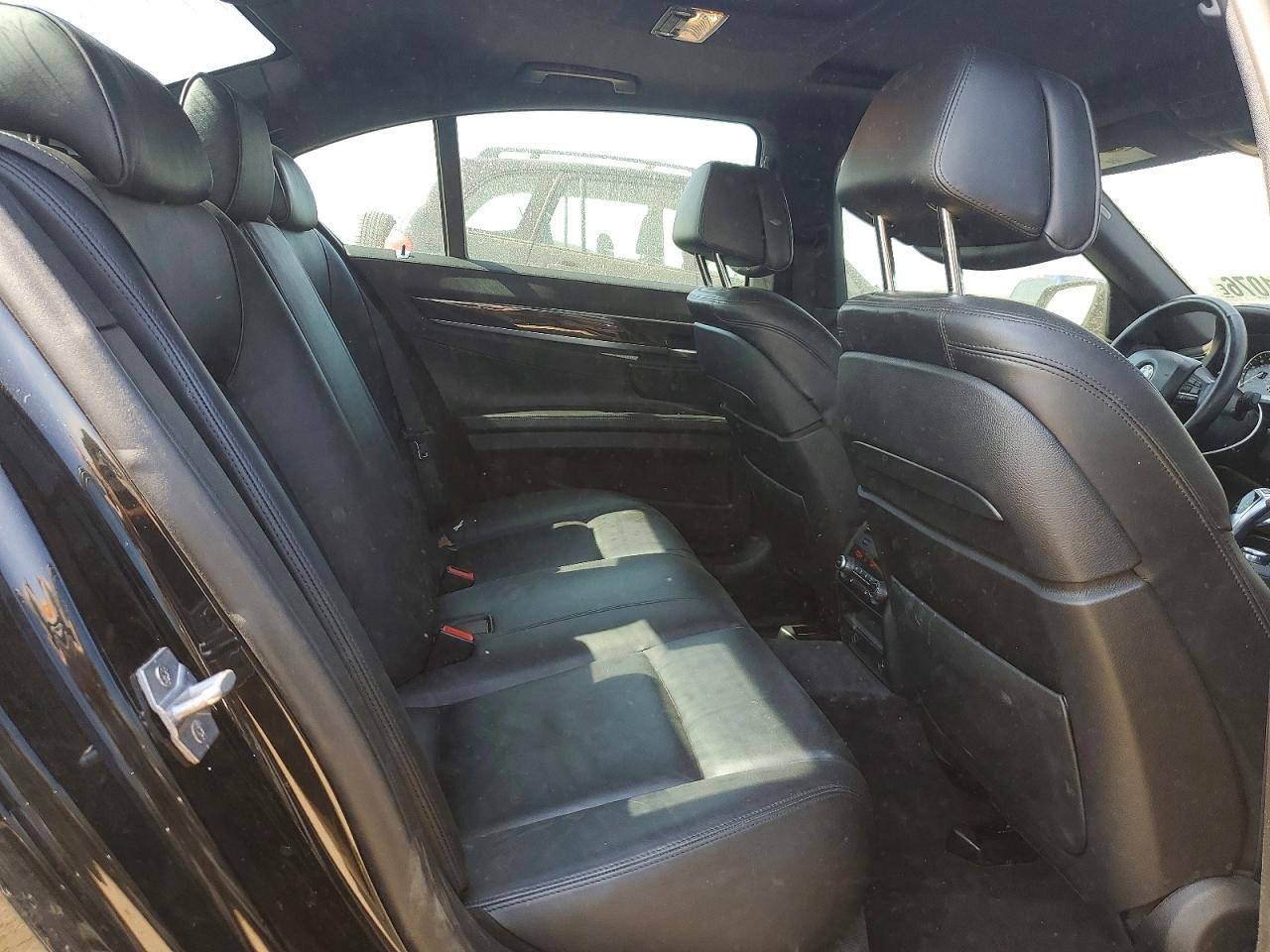BMW 7 Series Xi