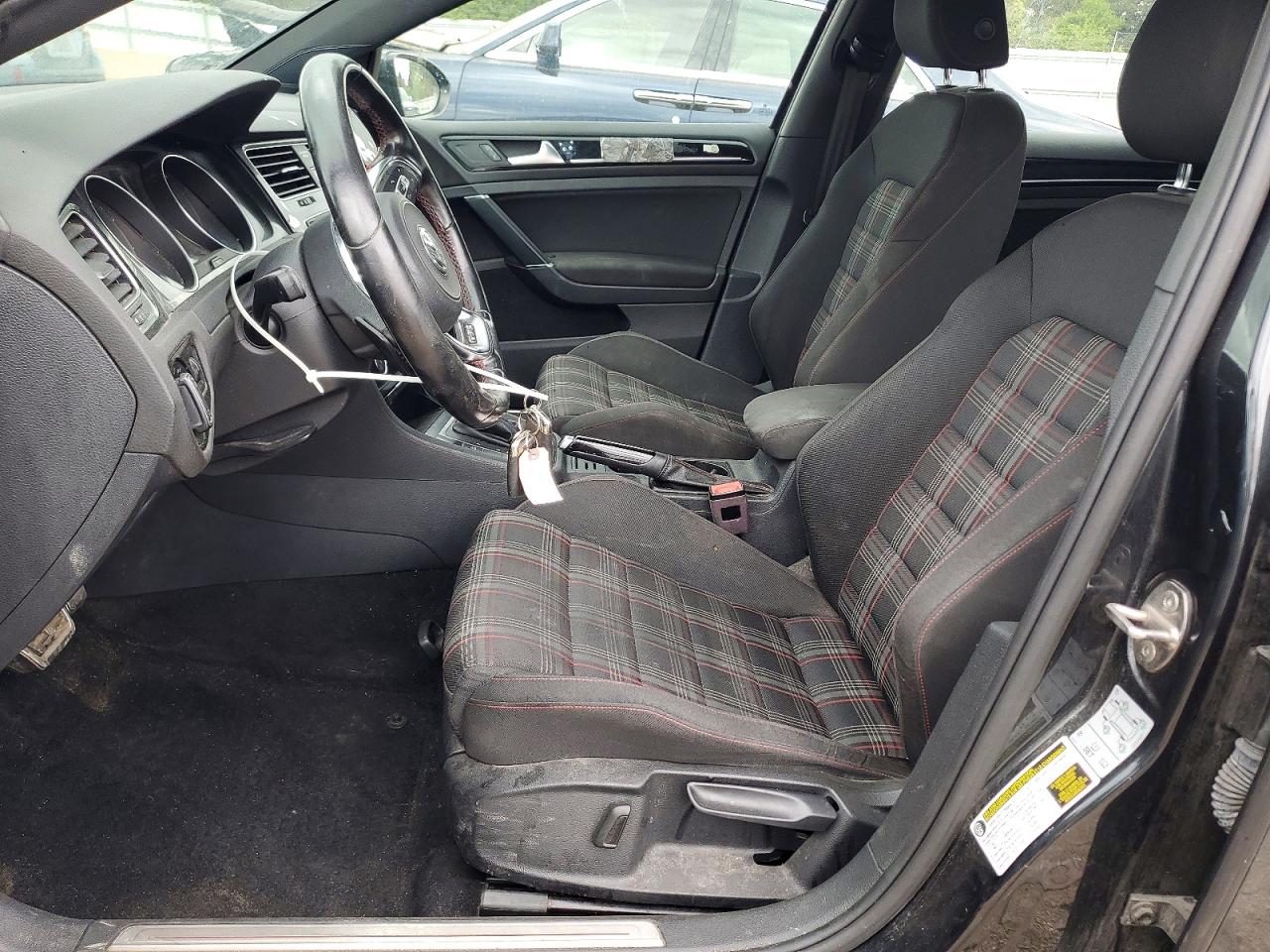 Volkswagen GTI S