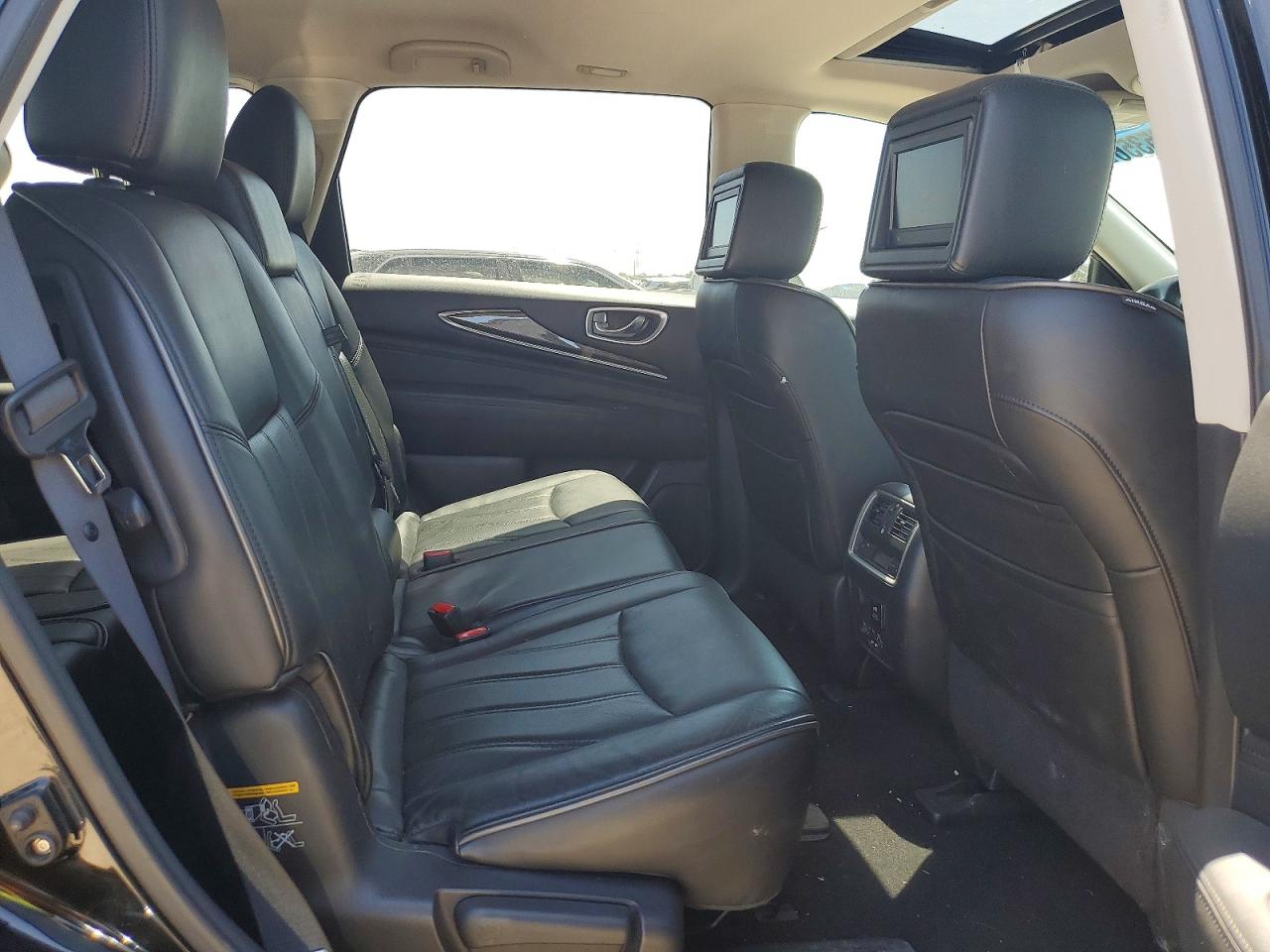 INFINITI JX35 Base