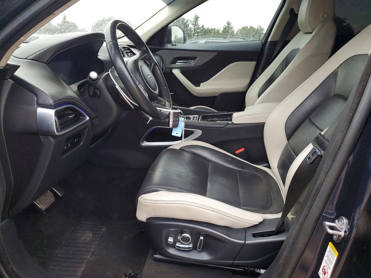 Jaguar F-PACE S