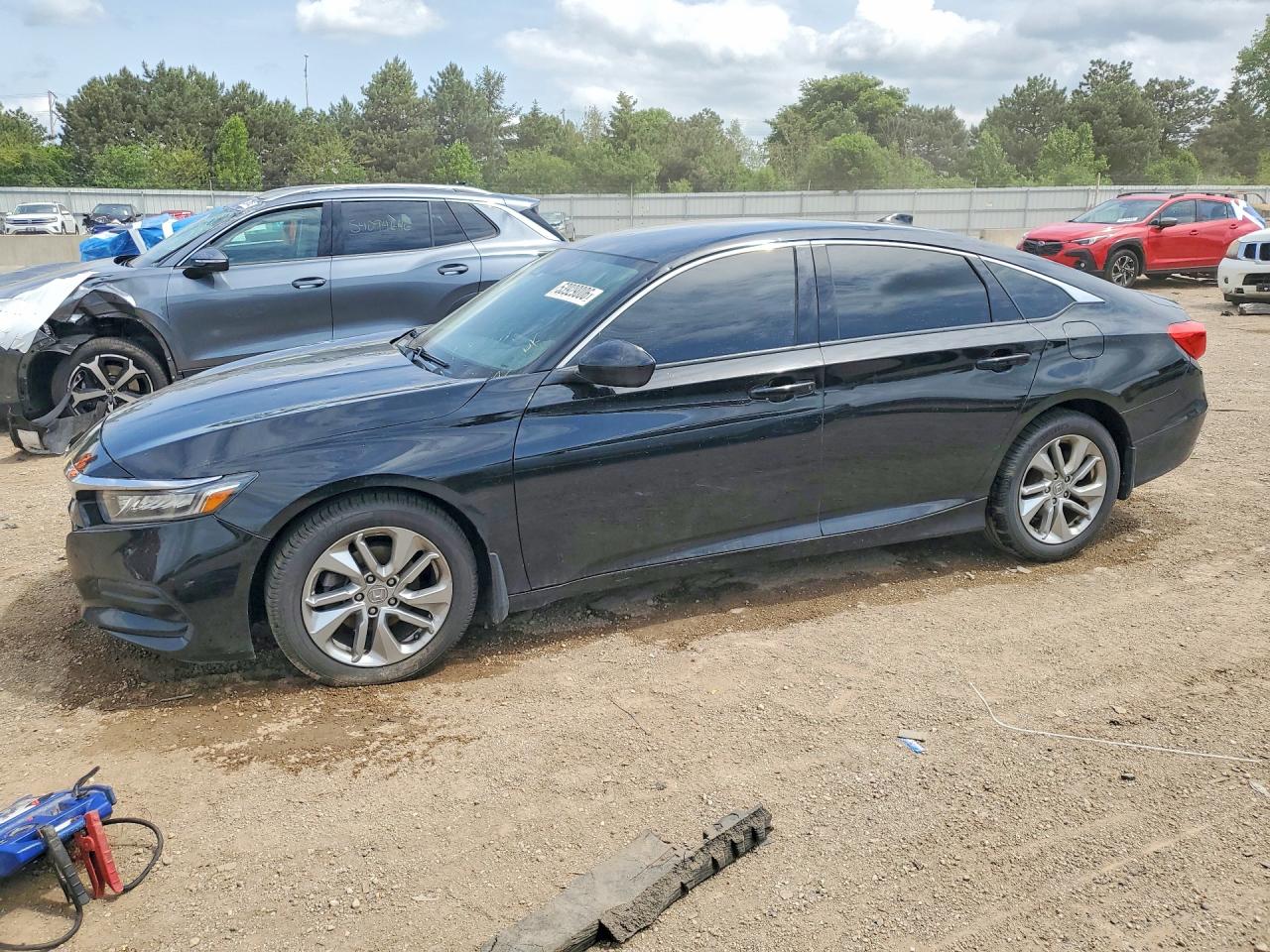 Salvage Honda Accord Image