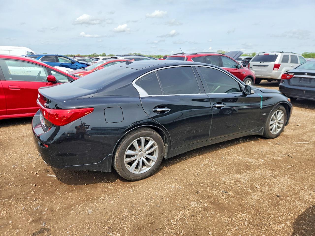 INFINITI Q50