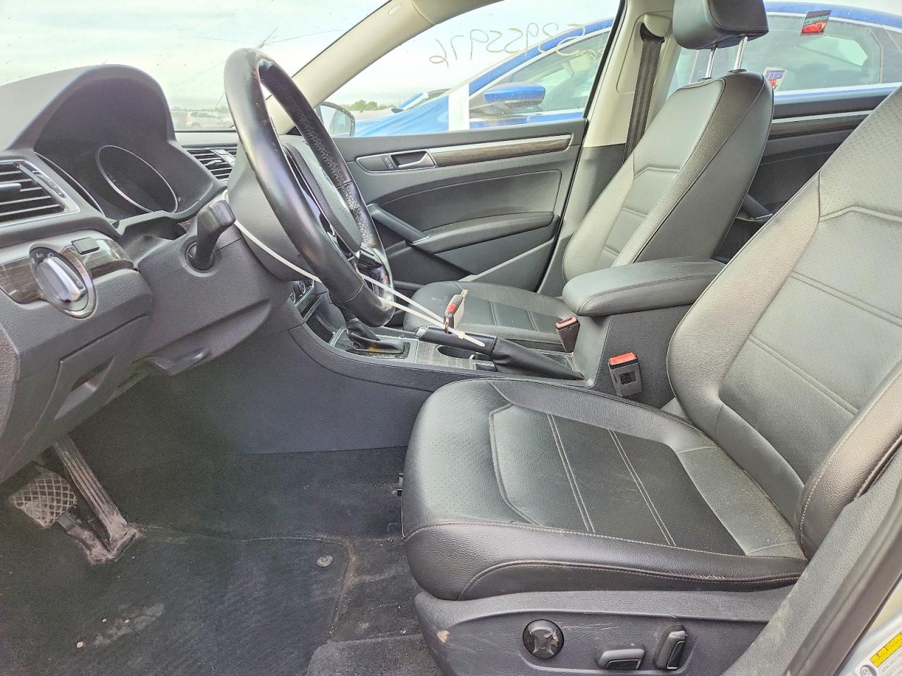 Volkswagen Passat Se