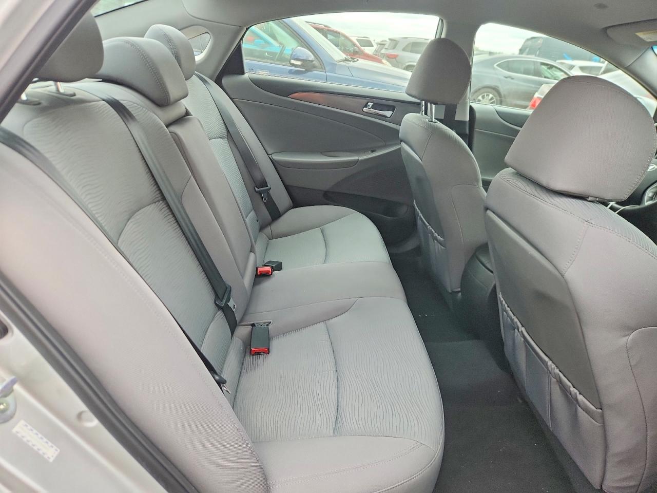Hyundai SONATA Base