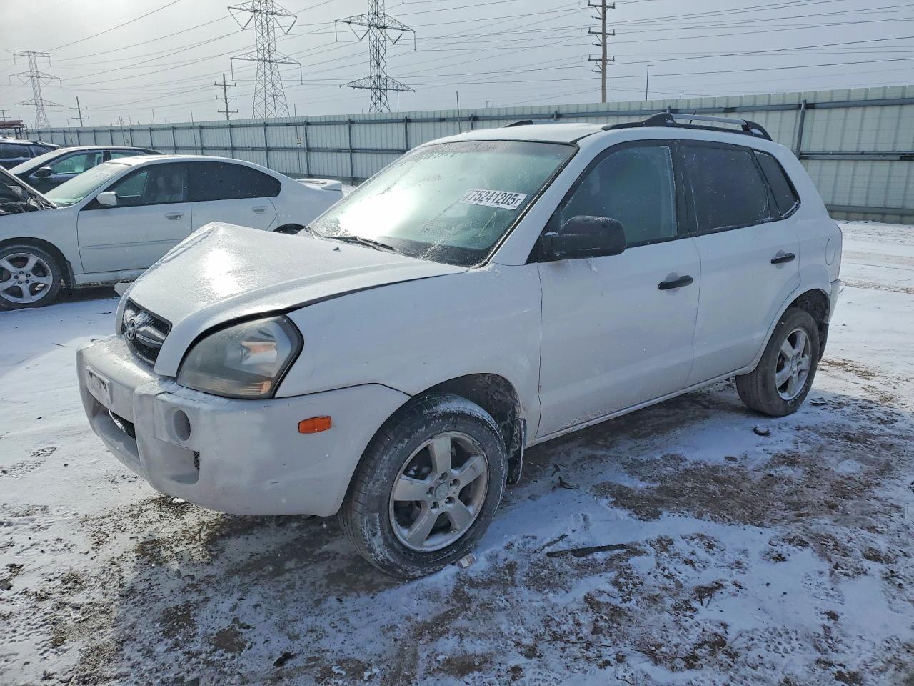 Salvage Hyundai TUCSON Image