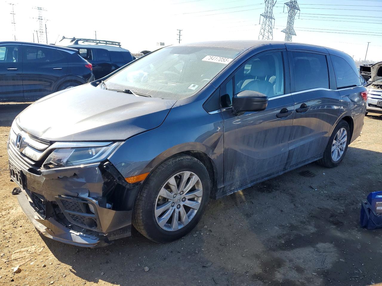 Salvage Honda Odyssey Image
