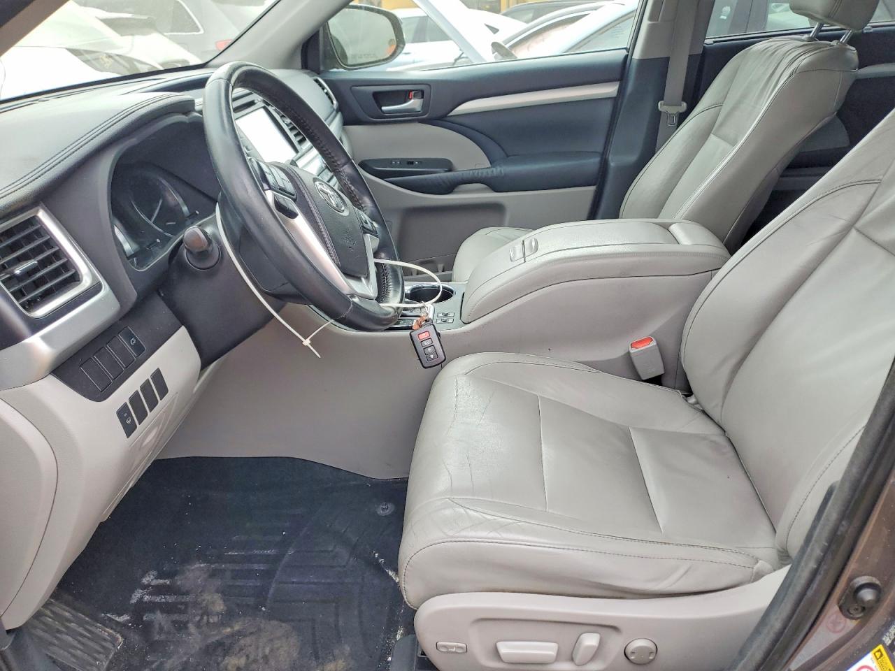 Toyota Highlander Xle