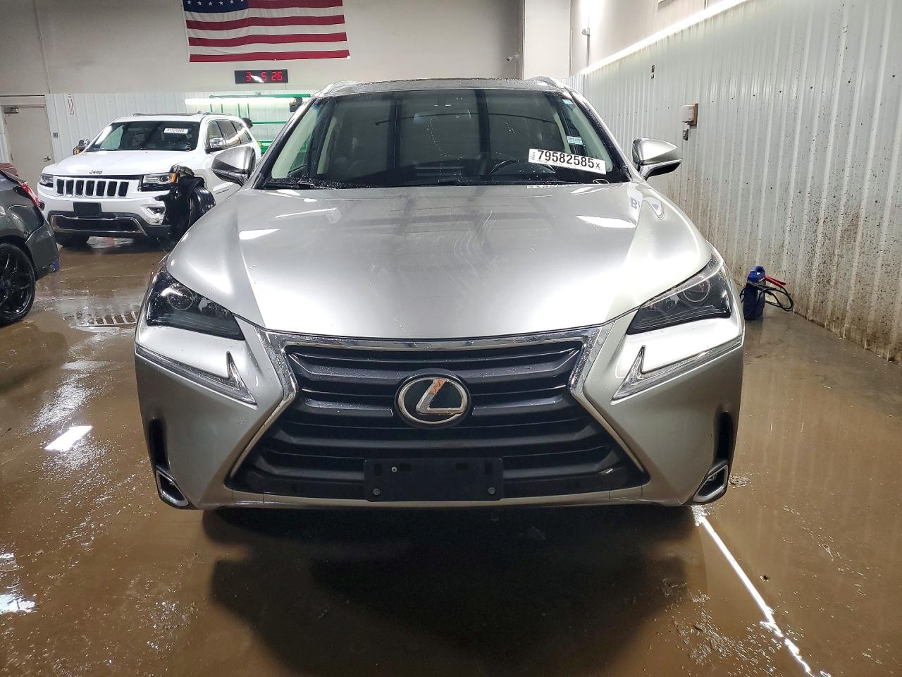 Lexus NX Base