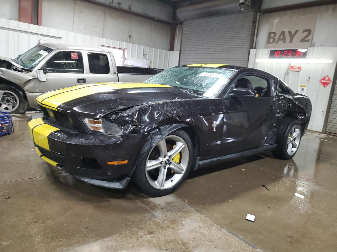 Salvage Ford Mustang Image