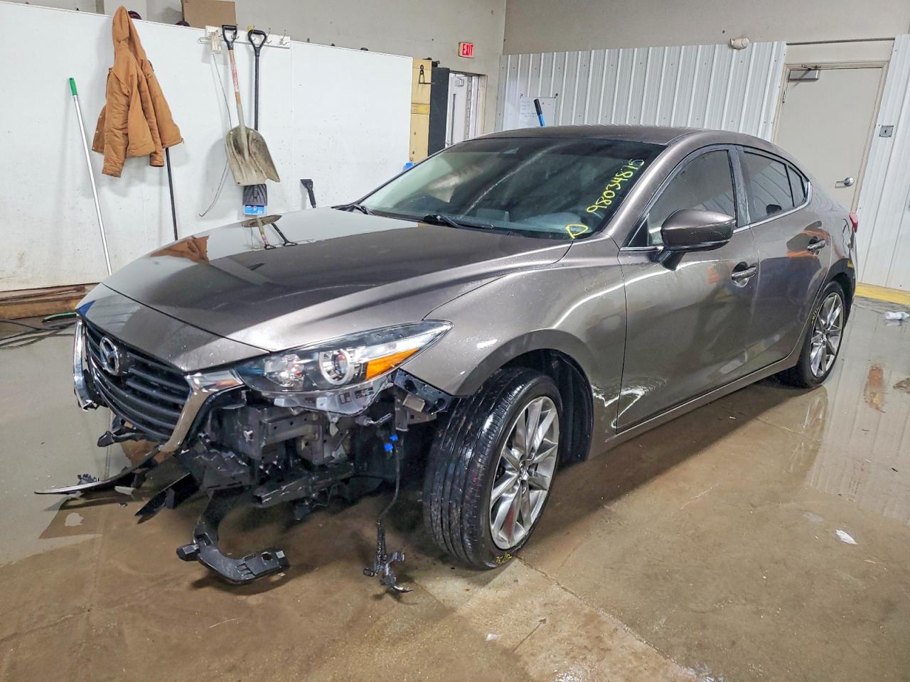 Salvage Mazda 3 Image