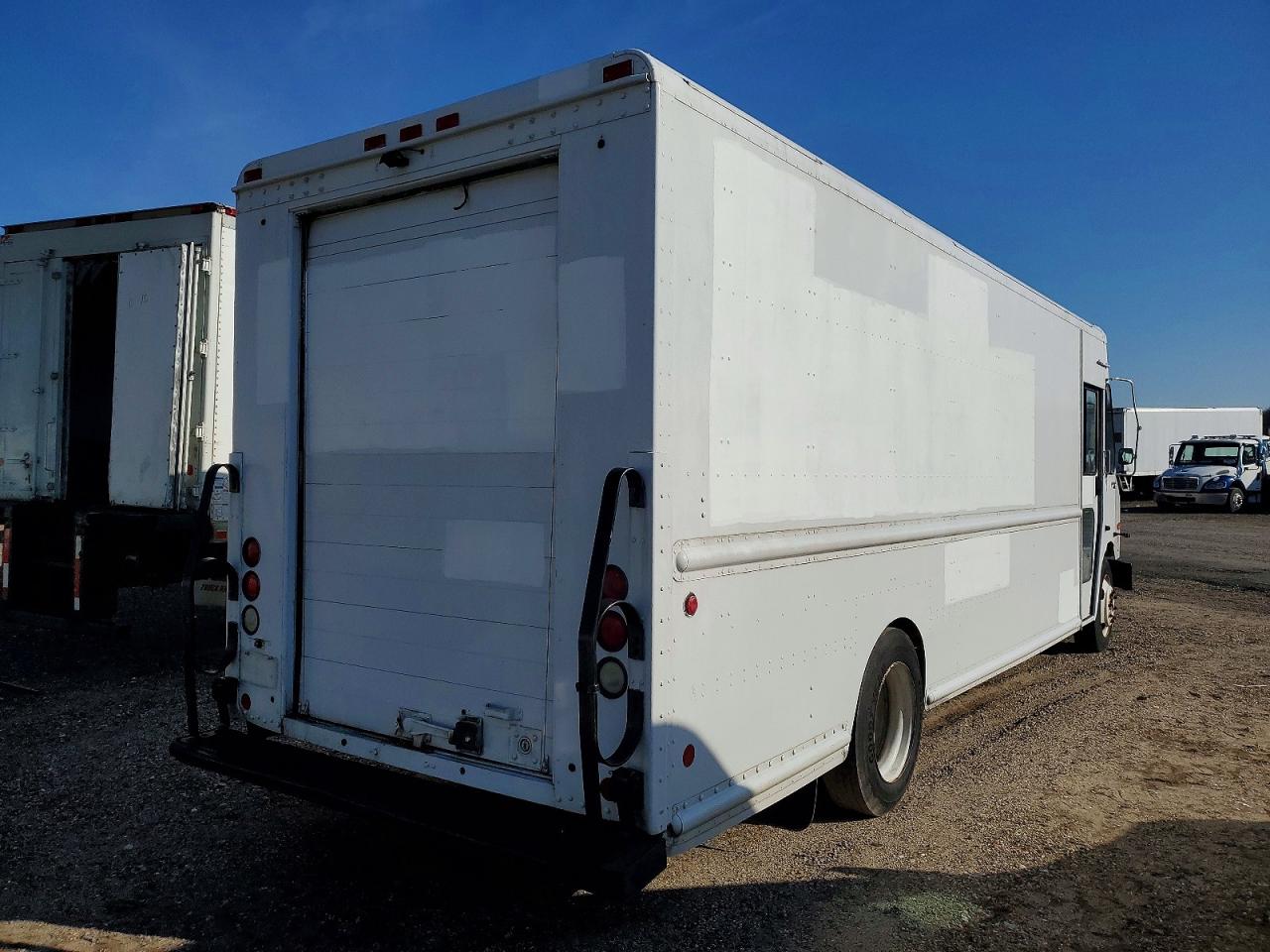 Freigliner Chassis M Line Walk-in Van