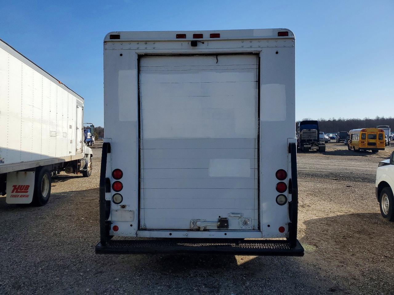 Freigliner Chassis M Line Walk-in Van