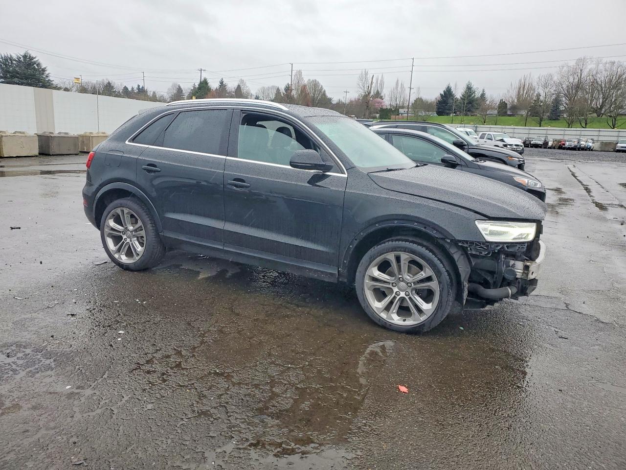 Audi Q3 Premium Plus