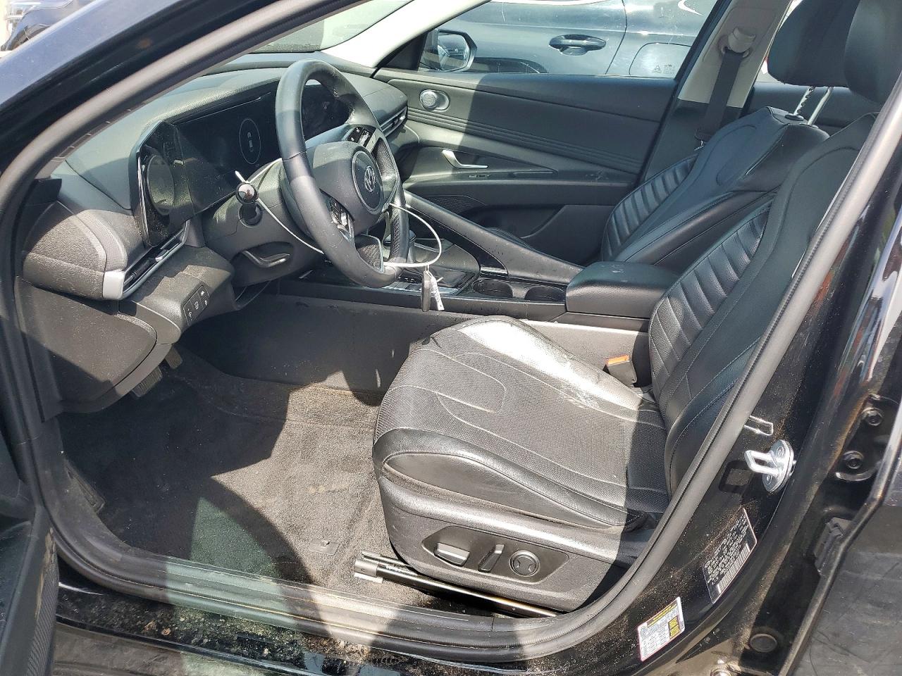 Hyundai ELANTRA Limited