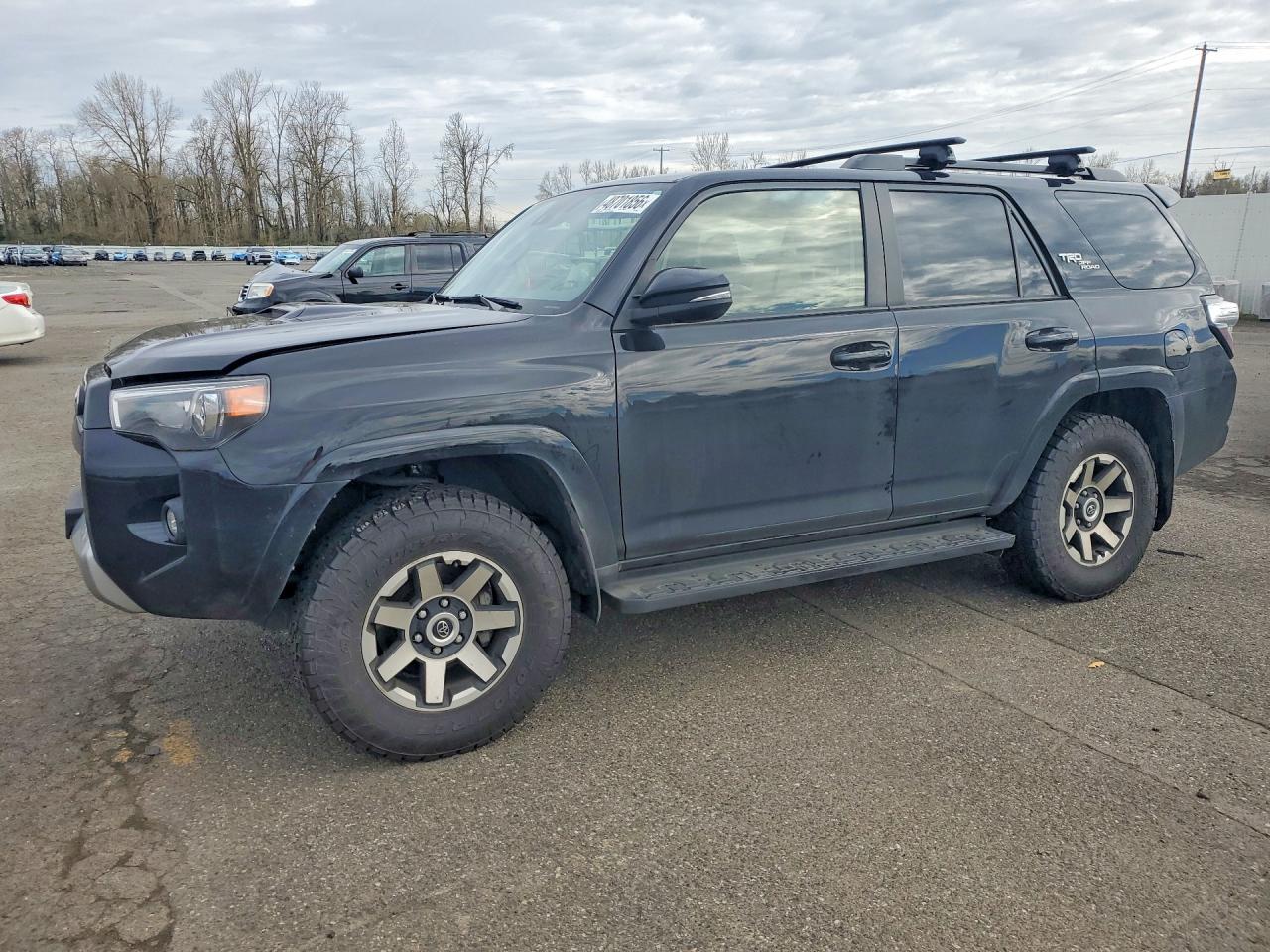 Salvage Toyota 4Runner Image
