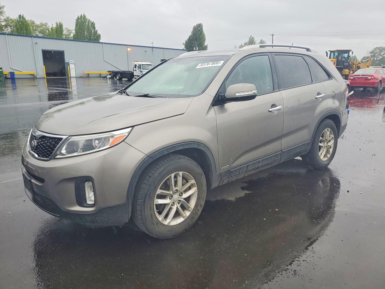 Salvage Kia Sorento Image