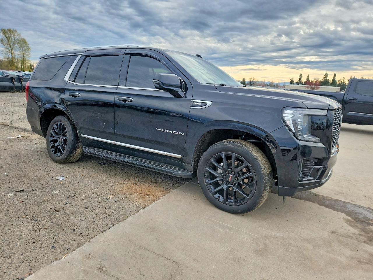 GMC Yukon Slt