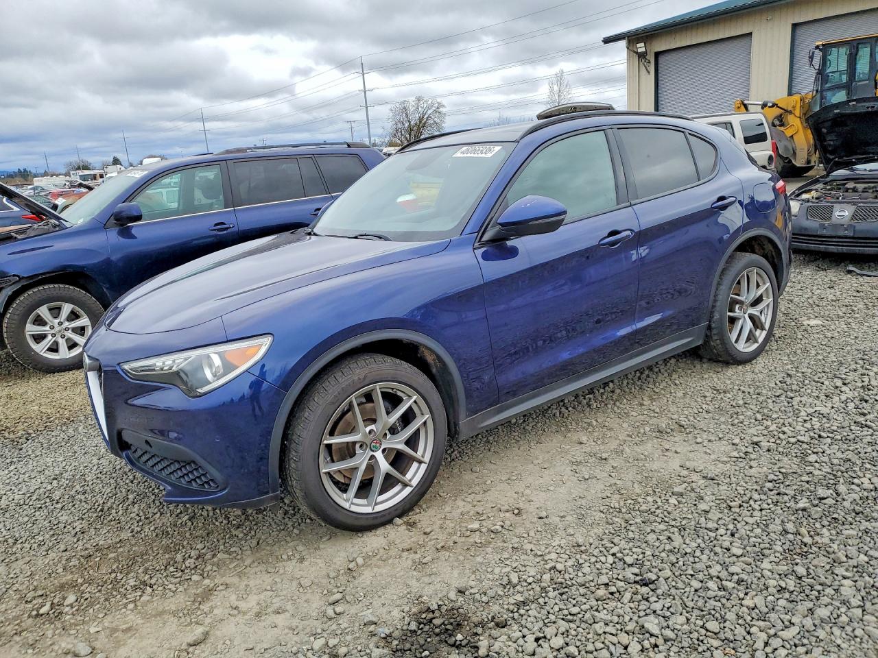 Salvage Alfa Romeo Stelvio Image
