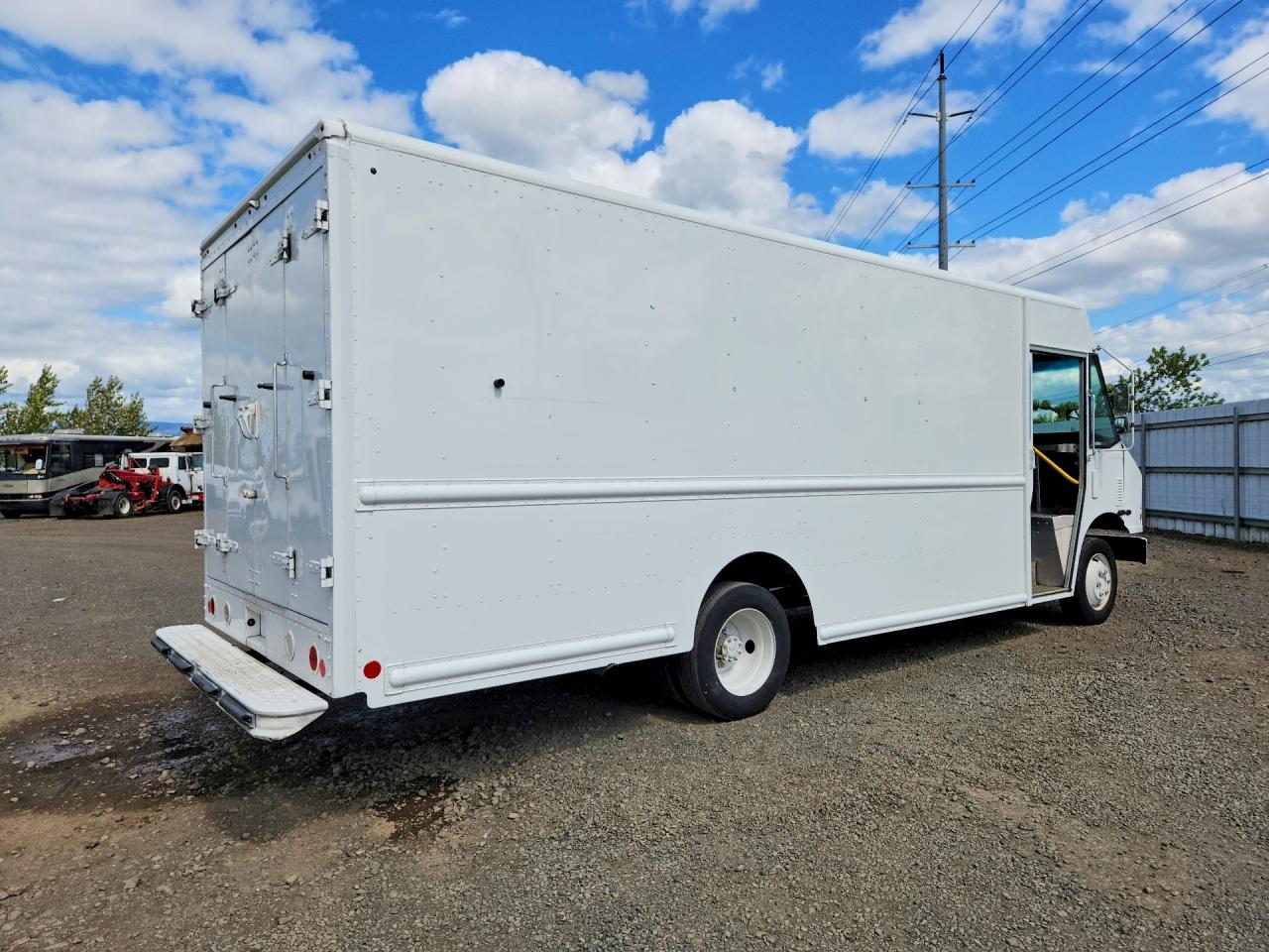 Freightliner Chassis M Line Walk-in Van