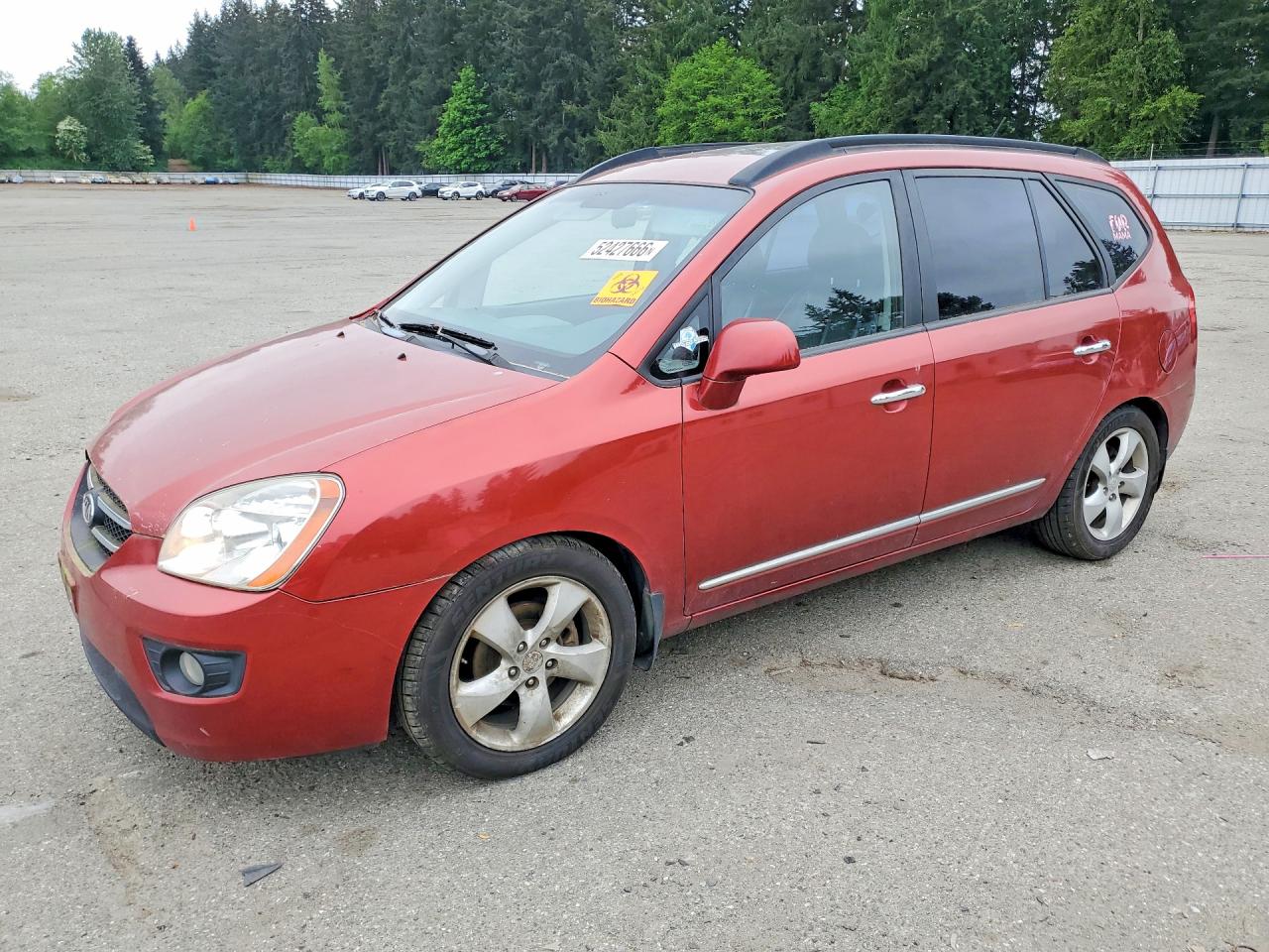 Salvage Kia Rondo Image
